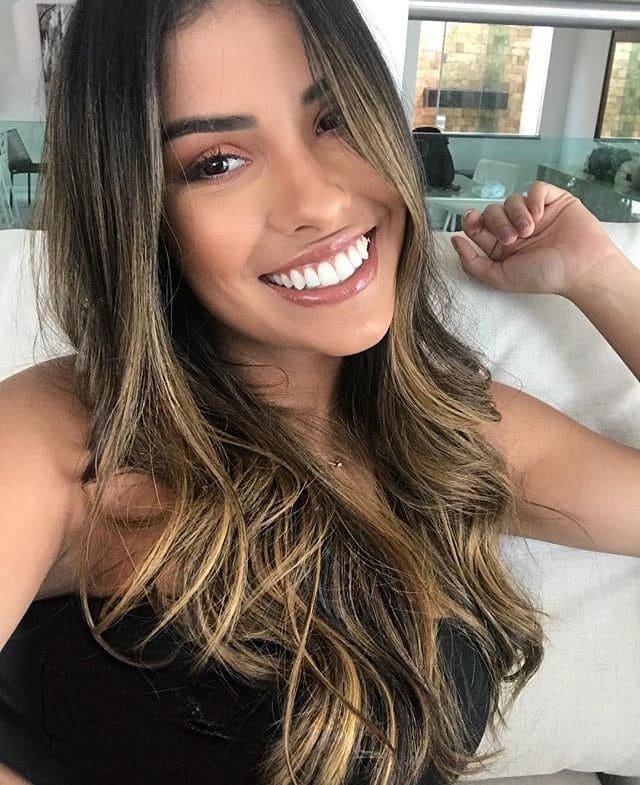 morena iluminada loiro