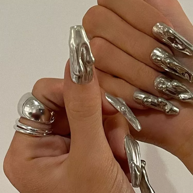 Unhas Kylie Jenner