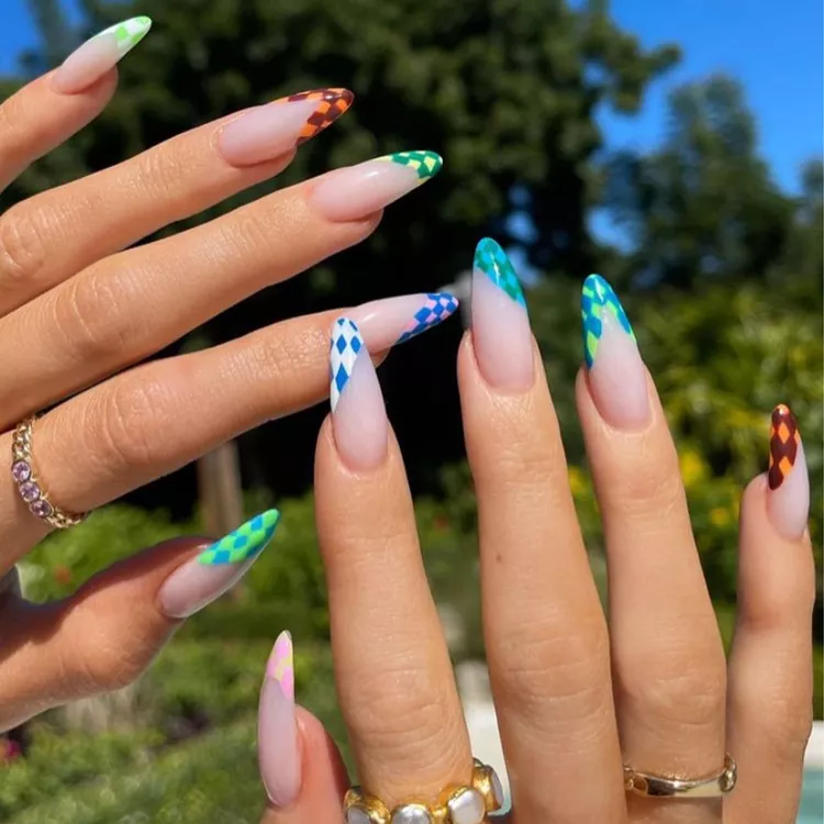 Unhas Kylie Jenner