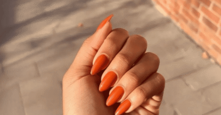 Unhas 2026: As 5 Cores e 3 Designs Que Vão DOMINAR o Verão (A Cor N° 2 é Chocante!) – 3 Tendências Imperdíveis