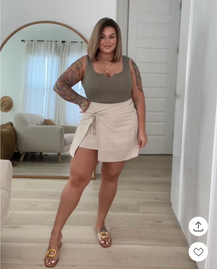 Saia Short